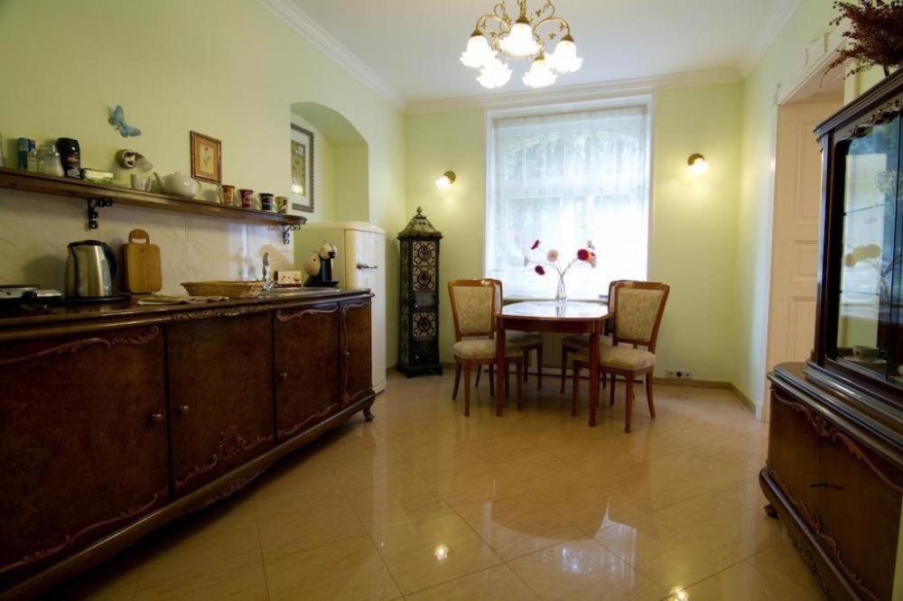 Apartmany Vila Liberty Karlovy Vary Luaran gambar